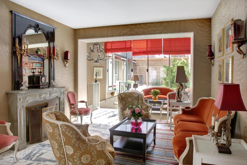 Отель Best Western Saint Louis Grand Paris Vincennes