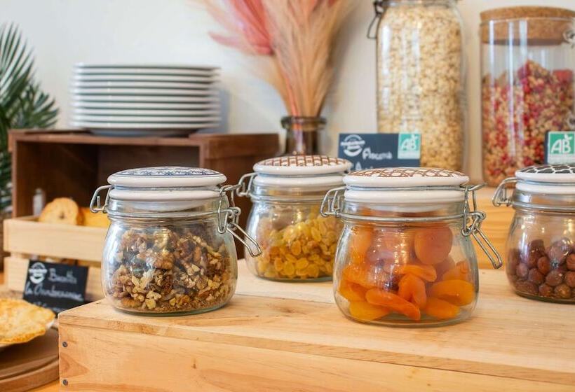 Brit Hotel Bordeaux Aéroport   Le Soretel