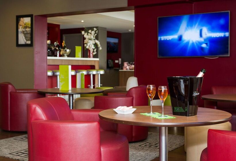 هتل Campanile Reims Centre  Cathedrale