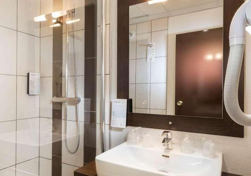 هتل Campanile Reims Centre  Cathedrale