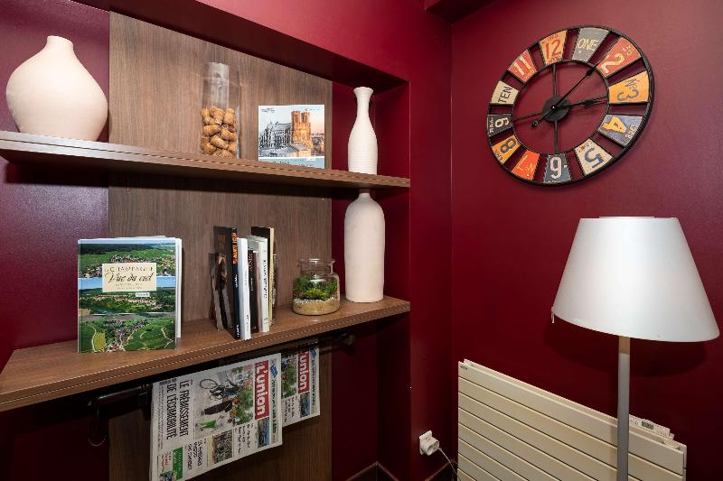 هتل Campanile Reims Centre  Cathedrale