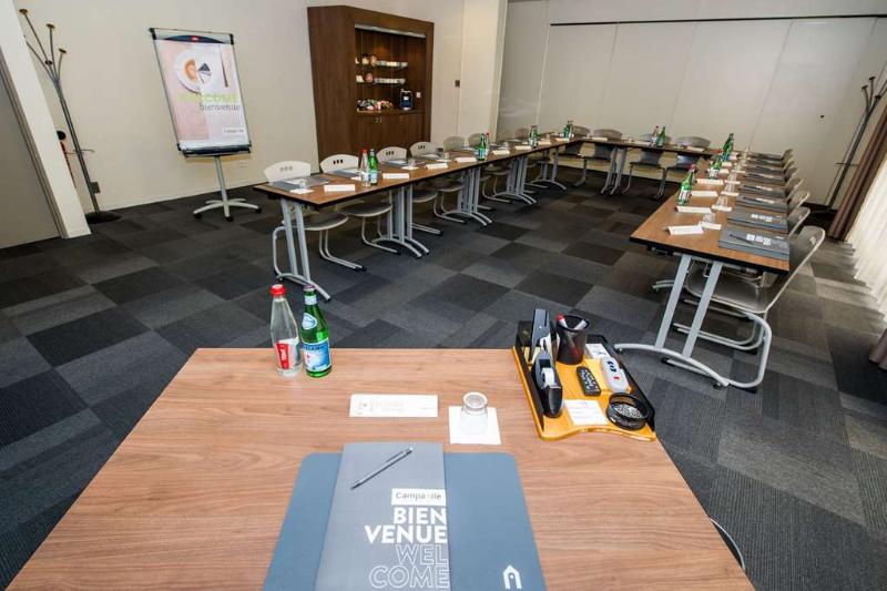 هتل Campanile Reims Centre  Cathedrale