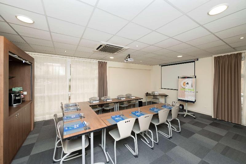 هتل Campanile Reims Centre  Cathedrale