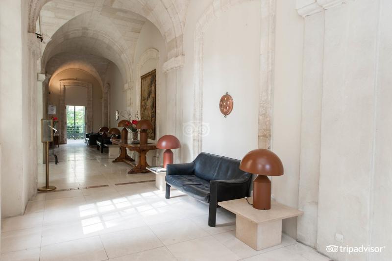 هتل Hôtel Cloitre Saint Louis Avignon