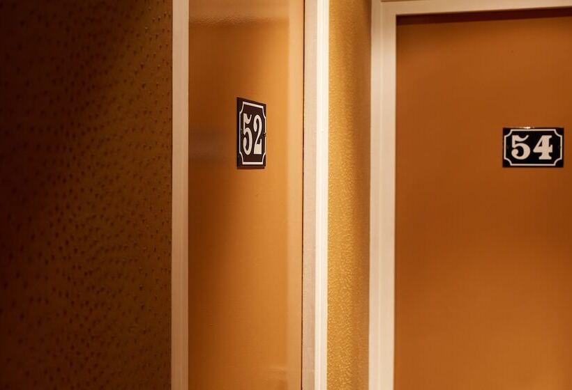 ホテル De Notre Dame