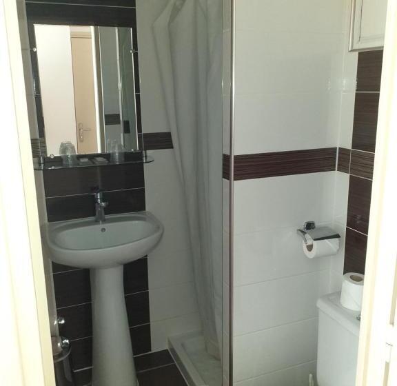 ホテル Hôtel Roi René