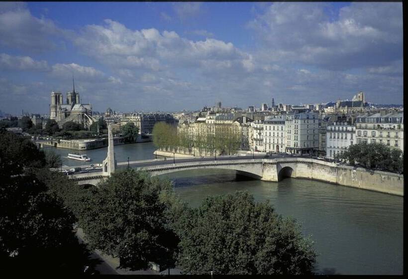 ホテル Ibis Paris Gare De L Est 10 Eme