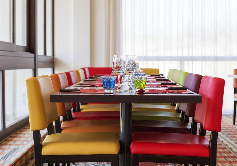Отель Ibis Styles Angoulême Nord Hôtel Restaurant