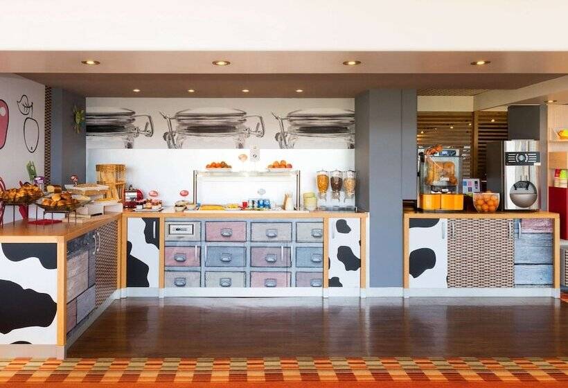 Отель Ibis Styles Angoulême Nord Hôtel Restaurant