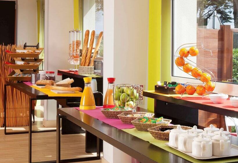 בית מלון כפרי Ibis Styles Ouistreham