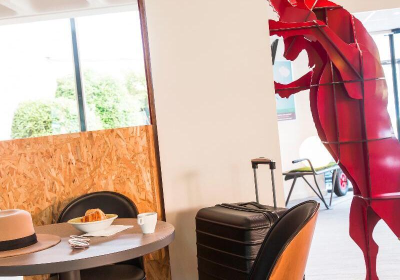 호텔 Ibis Styles Tours Sud