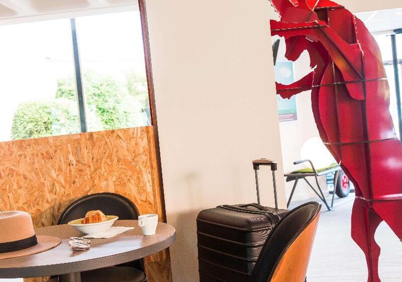 호텔 Ibis Styles Tours Sud