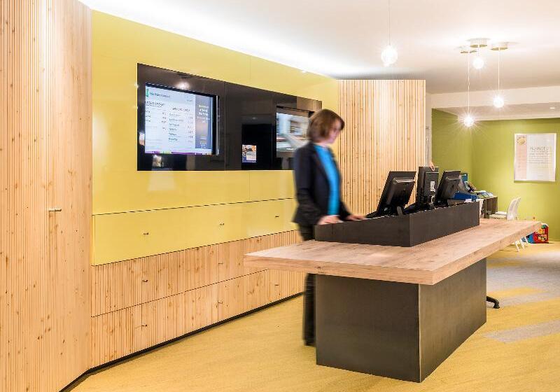 호텔 Ibis Styles Tours Sud