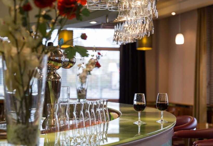 هتل Mercure Paris Nanterre
