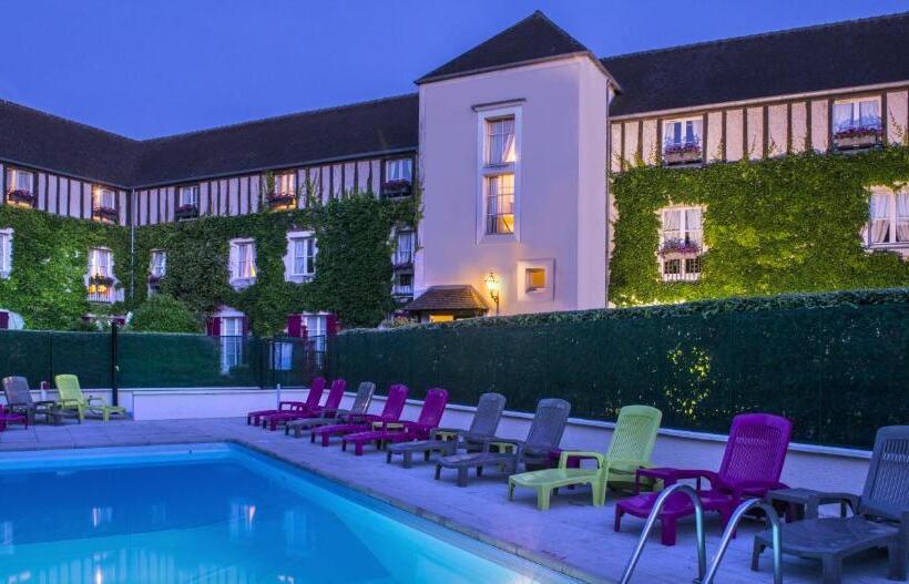 Отель Le Manoir De Gressy