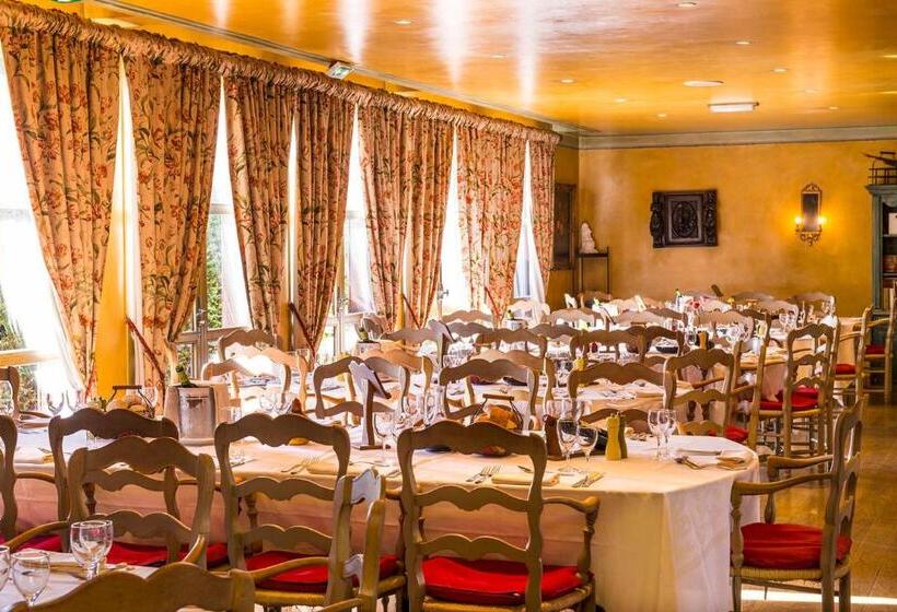 Отель Le Manoir De Gressy