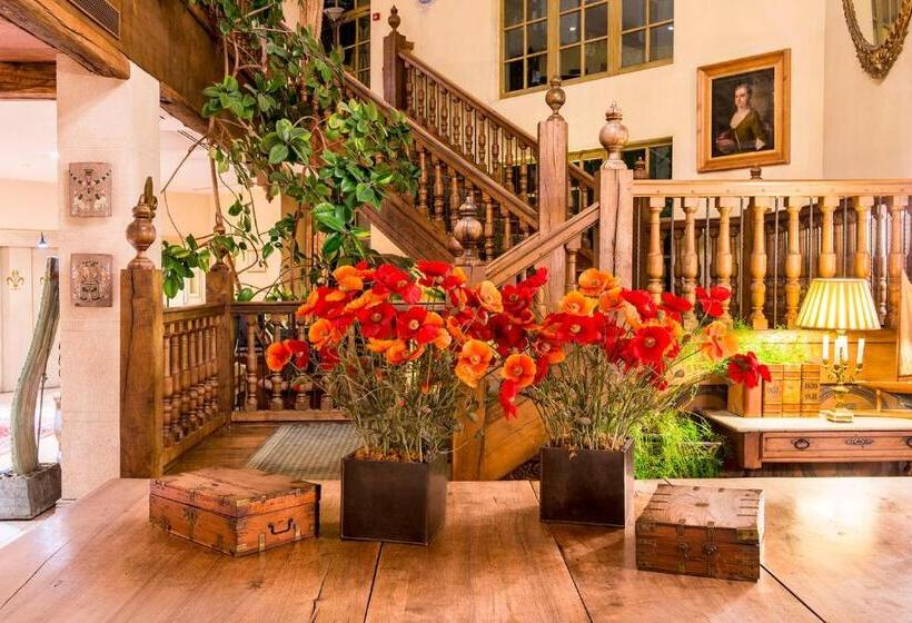 Отель Le Manoir De Gressy