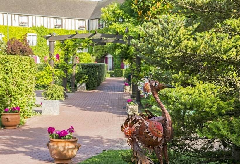 Отель Le Manoir De Gressy