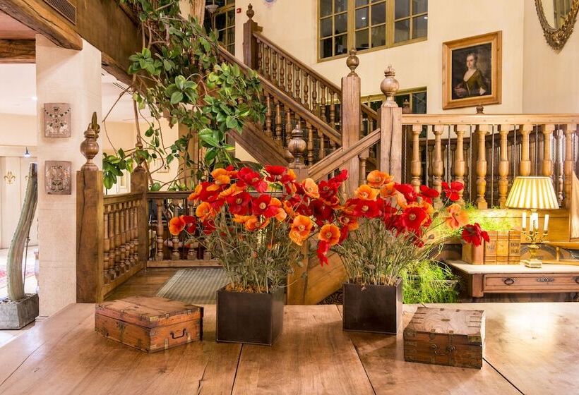 Отель Le Manoir De Gressy