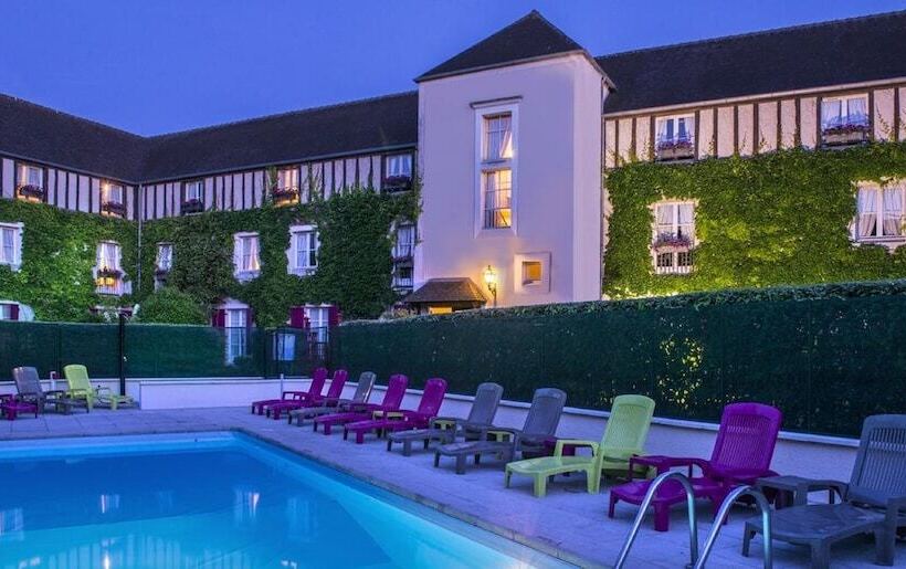 Отель Le Manoir De Gressy