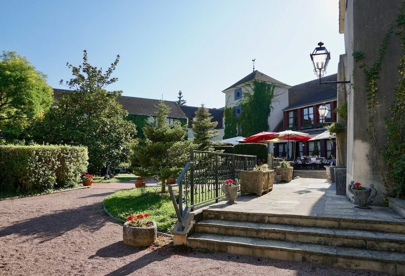 Отель Le Manoir De Gressy