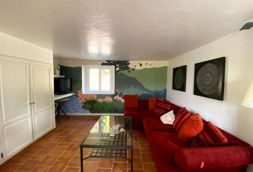 בית מלון כפרי Le Manoir De L étang