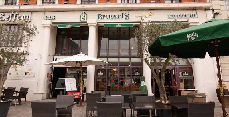 בית מלון כפרי Le Vieux Beffroi