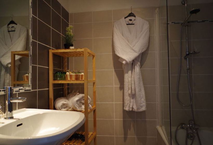 ホテル Les Ancolies