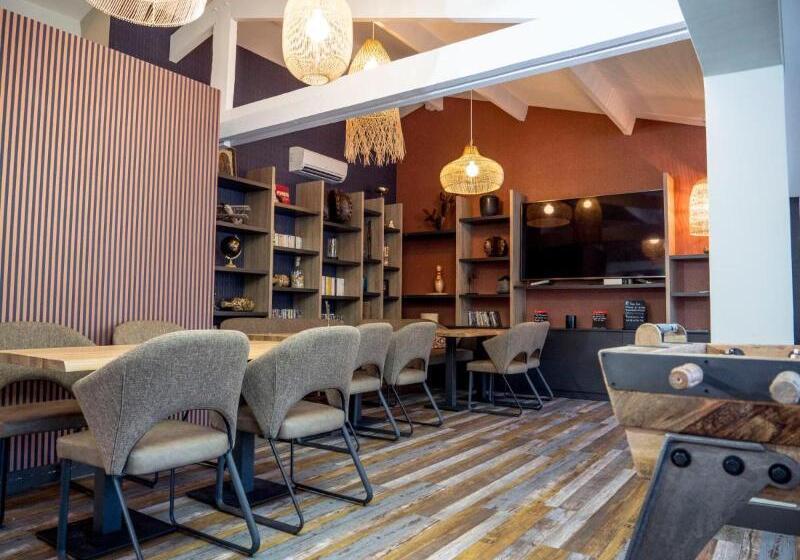 Logis Hotel Restaurant Uzès Pont Du Gard