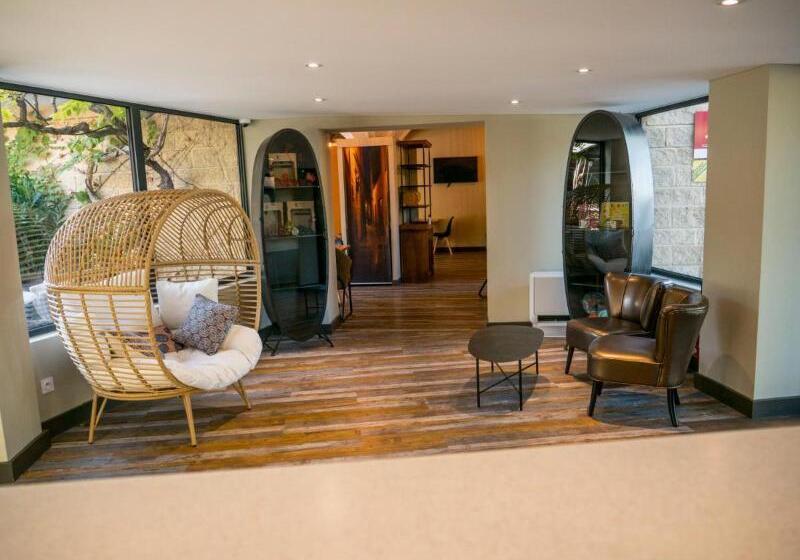 Logis Hotel Restaurant Uzès Pont Du Gard