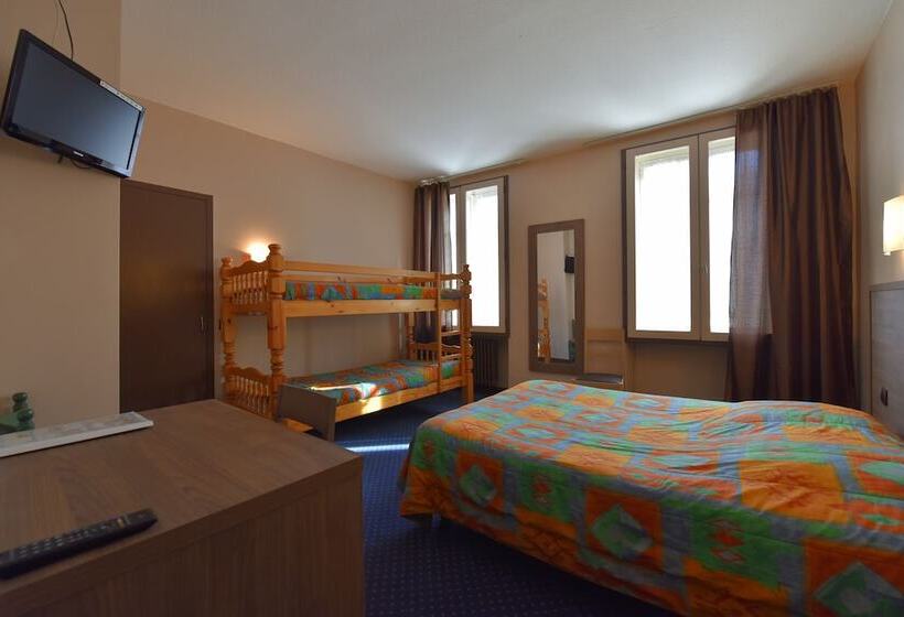 호텔 Logis Hôtel Saint Jacques