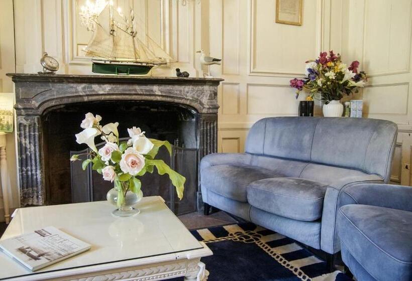 Отель Malouinière Le Valmarin