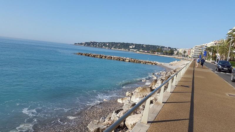 Отель Mercure Cannes Mandelieu