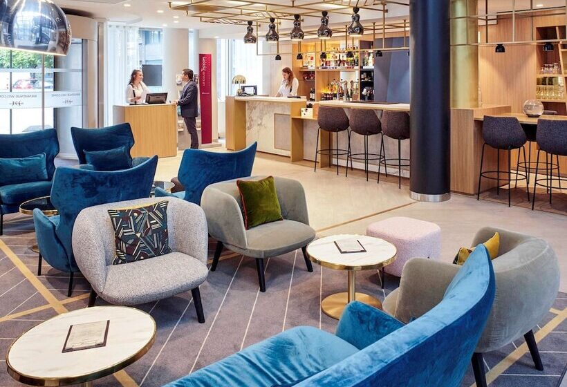 Отель Mercure Paris La Défense Grande Arche