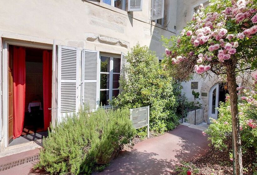 هتل Maison Philippe Le Bon