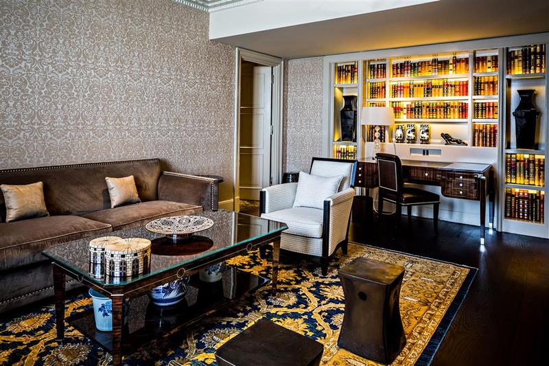 Prince De Galles, A Luxury Collection Hotel, Paris