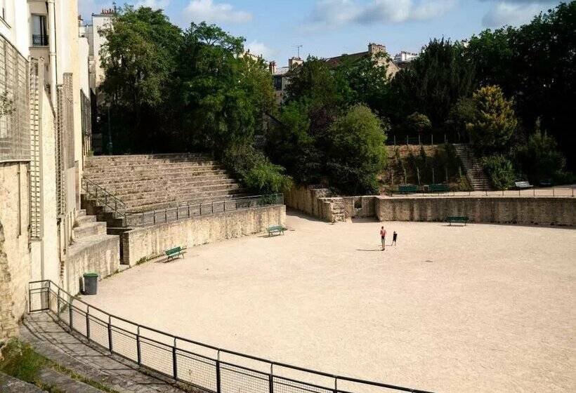 ホテル Quartier Latin