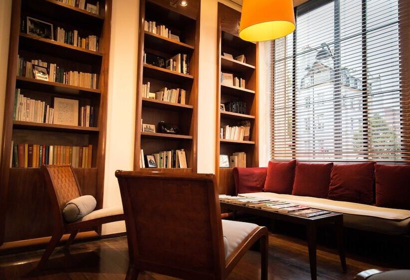 ホテル Quartier Latin