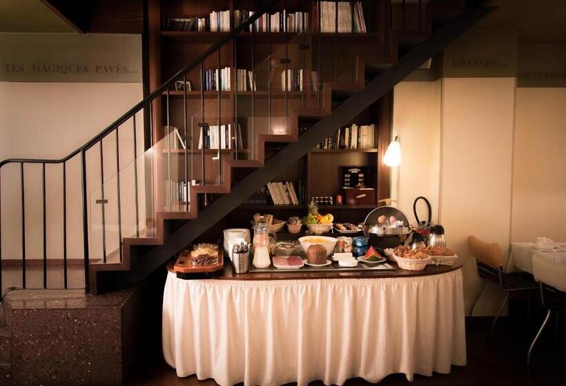 ホテル Quartier Latin