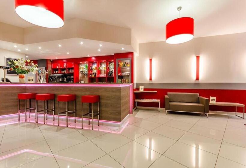 هتل Saint Louis De France