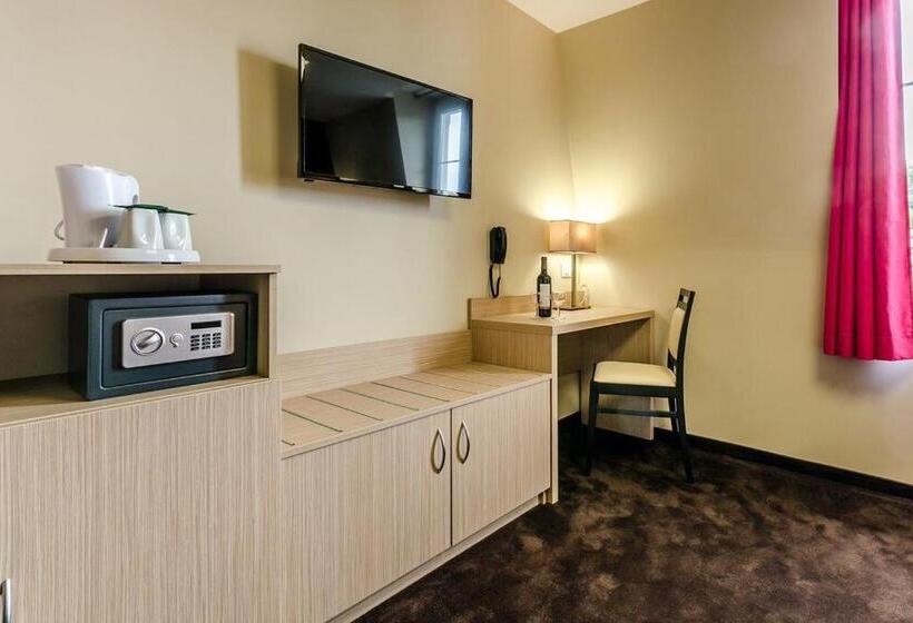 هتل Saint Louis De France