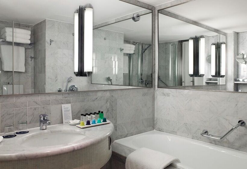 ホテル Sheraton Paris Charles De Gaulle Airport