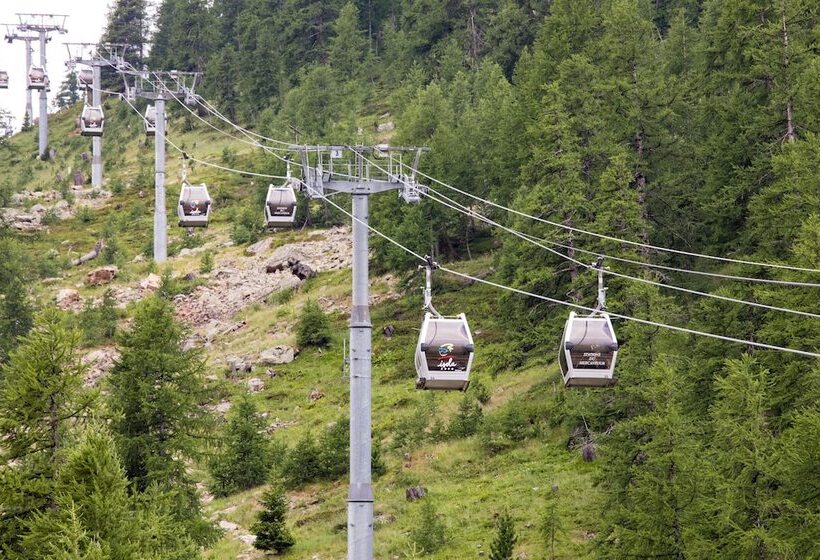 Sowell Hotels Le Pas Du Loup