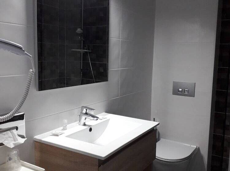 فندق Hôtel The Originals Miramar, Royan Pontaillac