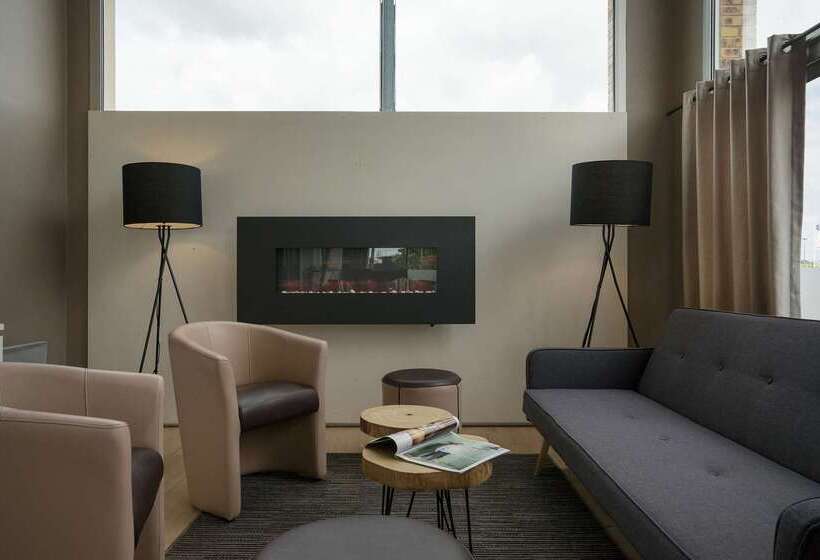 ホテル The Originals City, Hôtel Solana, Niort Est Mendesfrance