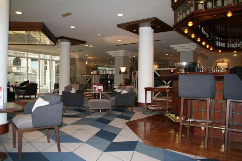 בית מלון כפרי Célestins Spa Thermal & Hôtel By Vy Resort