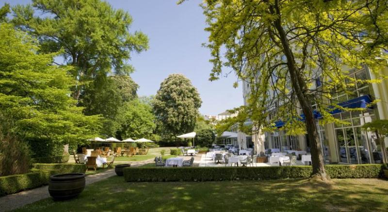 בית מלון כפרי Célestins Spa Thermal & Hôtel By Vy Resort