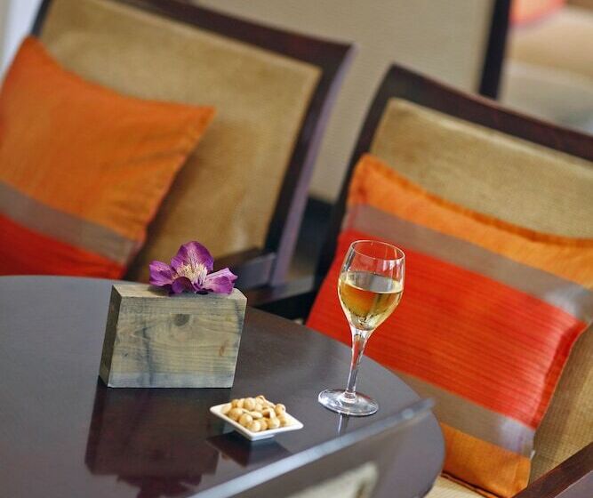 酒店 Warwick Reine Astrid  Lyon