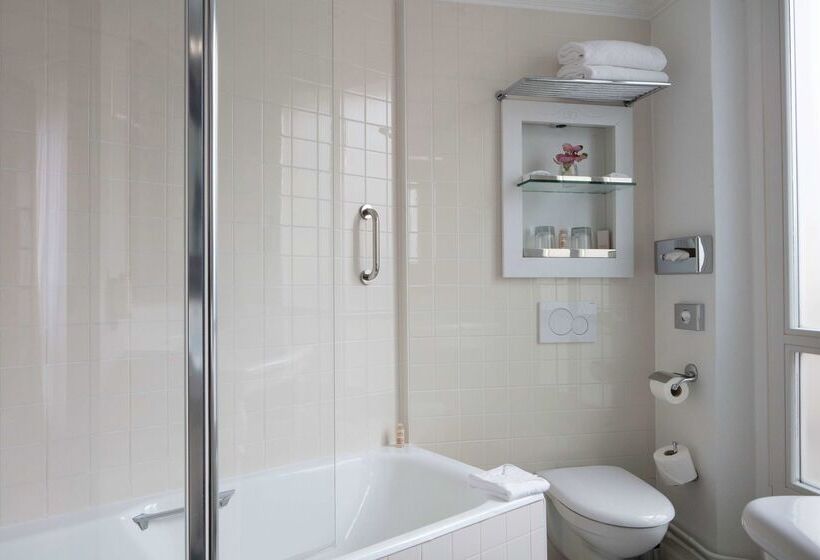 Le 123 Elysees  Astotel