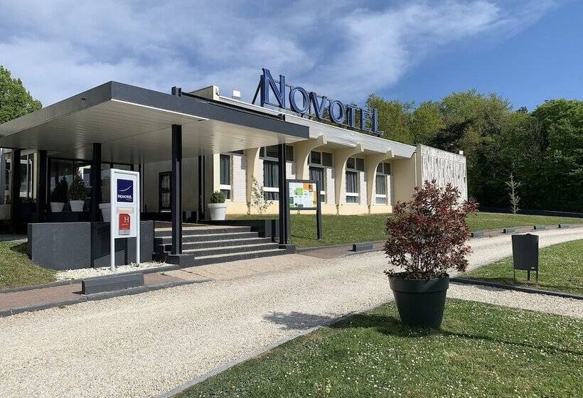 Novotel Fontainebleau Ury